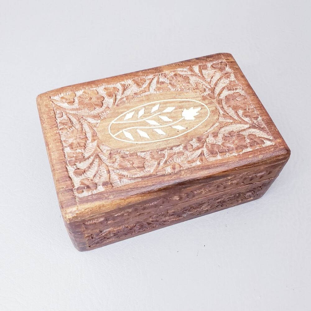 Vintage Hand Carved Sheesham Floral Inlaid Wood Trinket Jewelry Hinged Box India